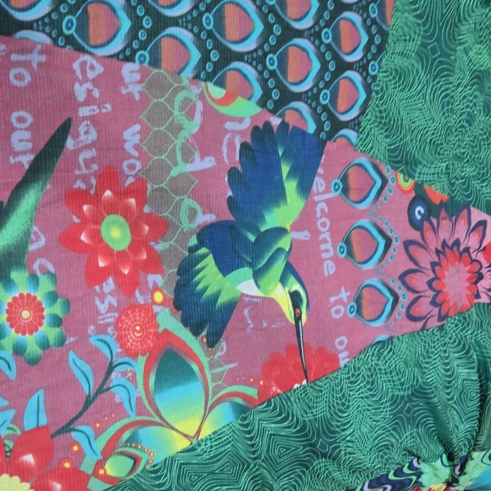 Vibrant Multicolor Patterned Scarf - Picture 4 of 5
